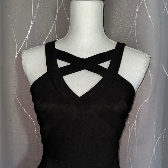 Love, Nickie Lew Women’s Size 3 Elegant Black Sleeveless Dress - Picture 4 of 7